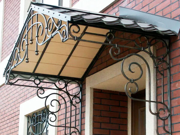 Кованые козырьки КК-007